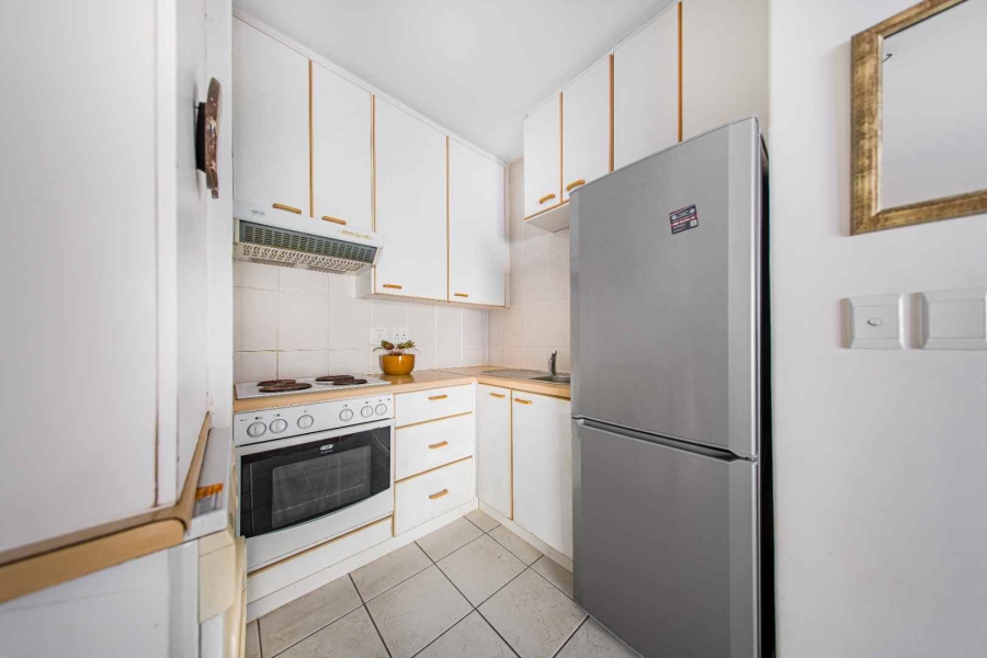 1 Bedroom Property for Sale in Three Anchor Bay Western Cape